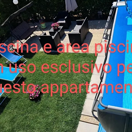 Depandance Con Piscina In Uso In Esclusivo In Apartment